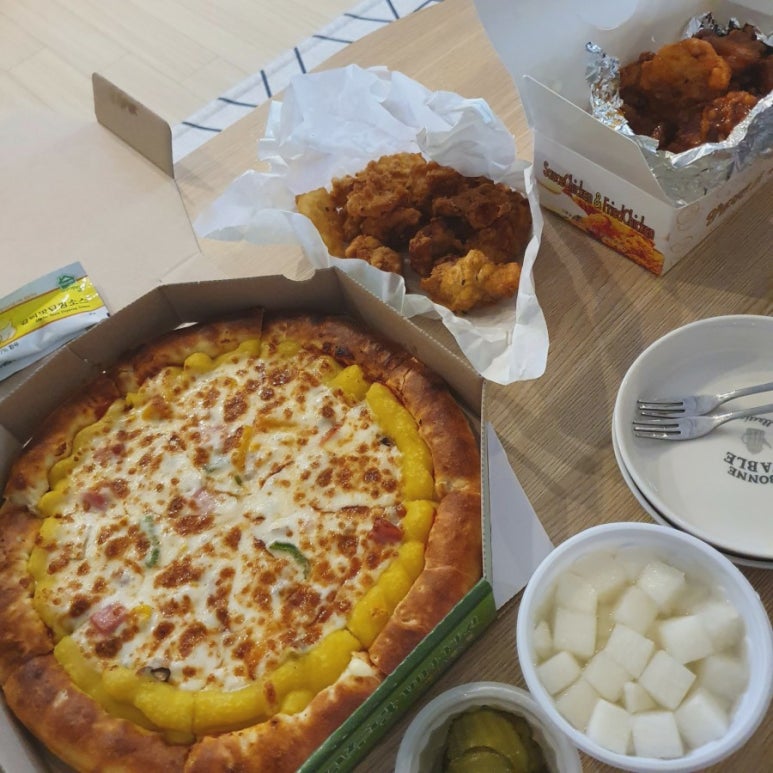 모두랑피자치킨 이미지