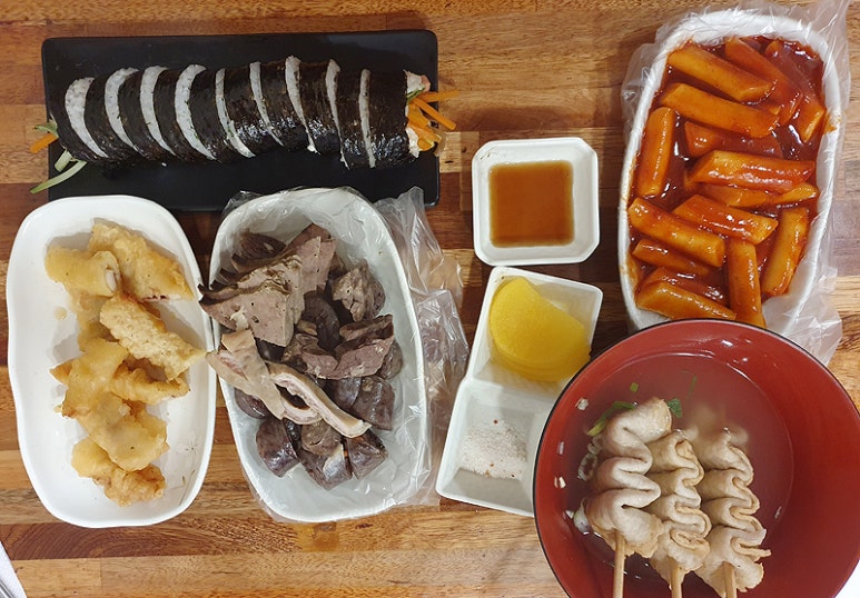 홍반장 떡볶이 이미지