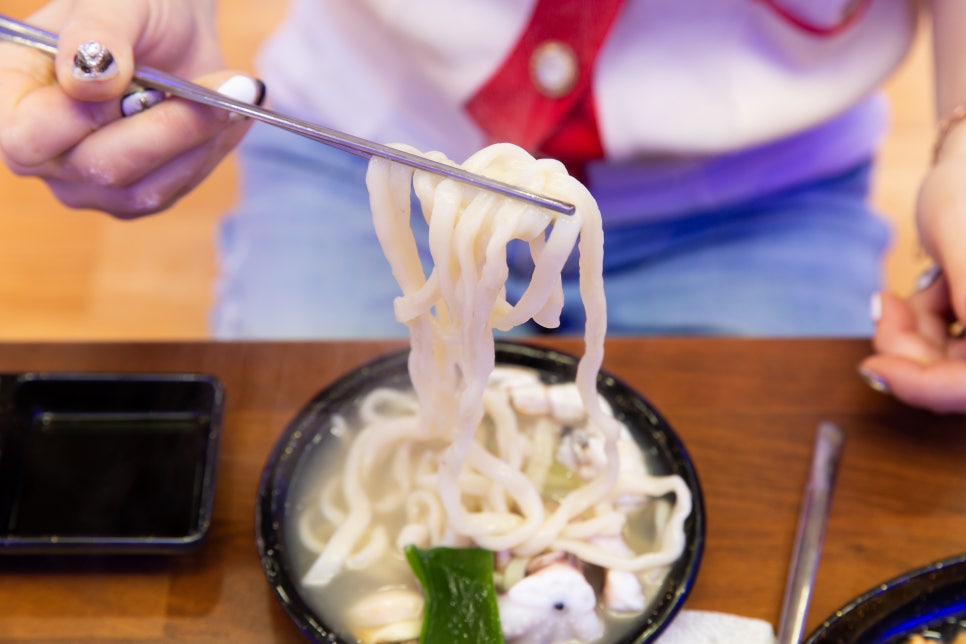 옛손칼국수 이미지