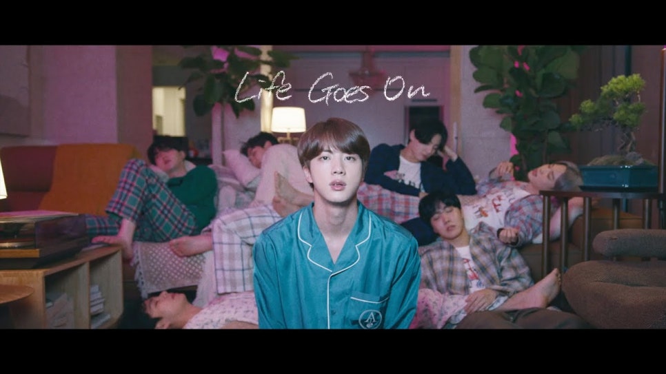라이프 고즈 온 (Life goes on) 이미지