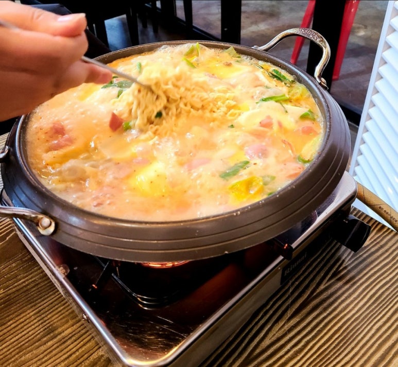 홍제동부대찌개 이미지