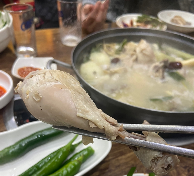 닭한마리영양탕 이미지