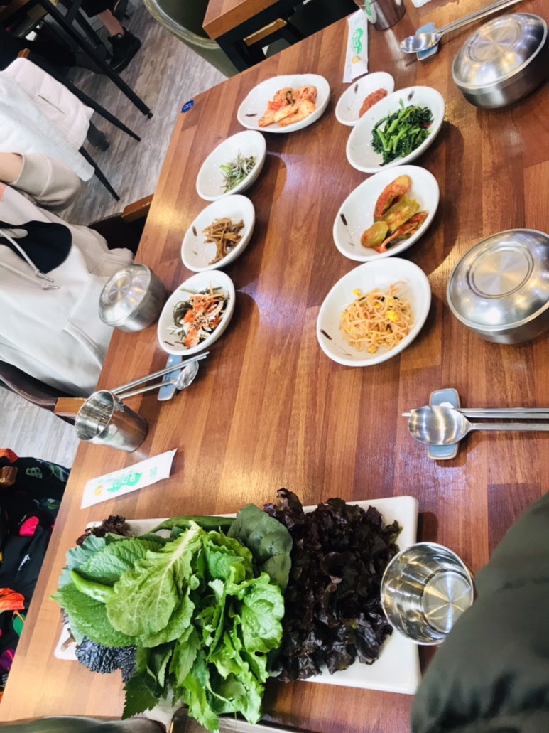 우렁찬쌈밥추어탕 이미지