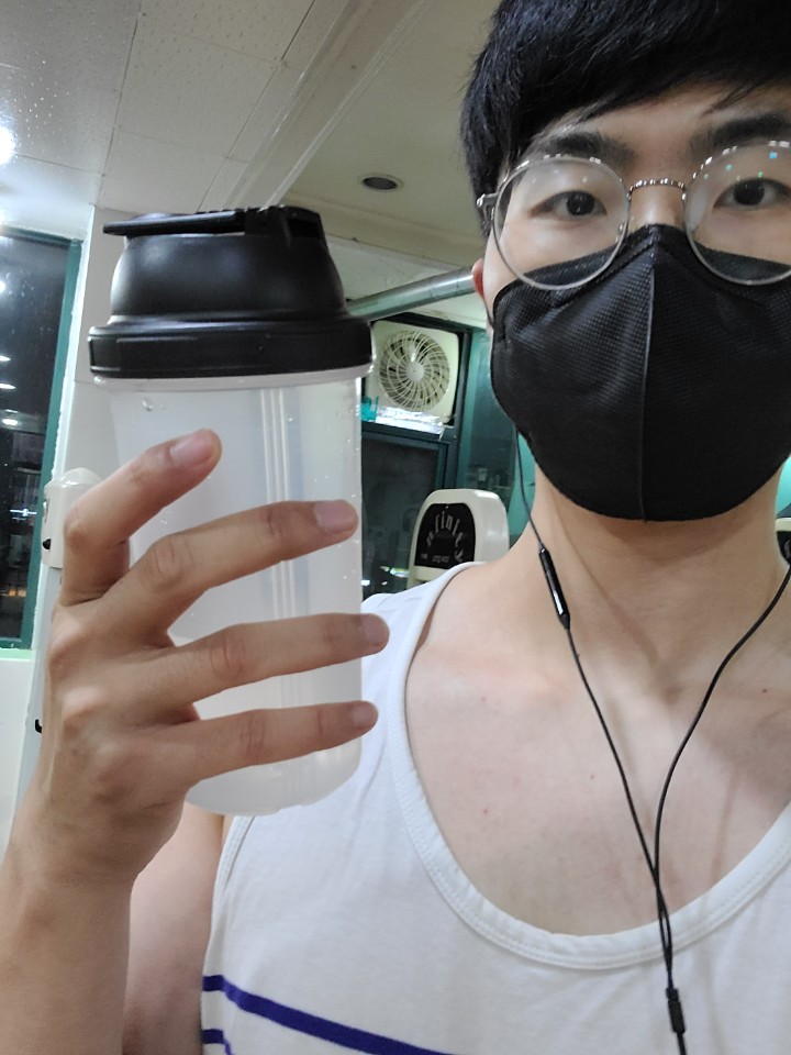 엠식스 이미지