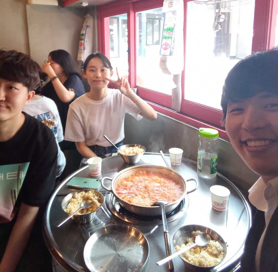 설민혁 이미지