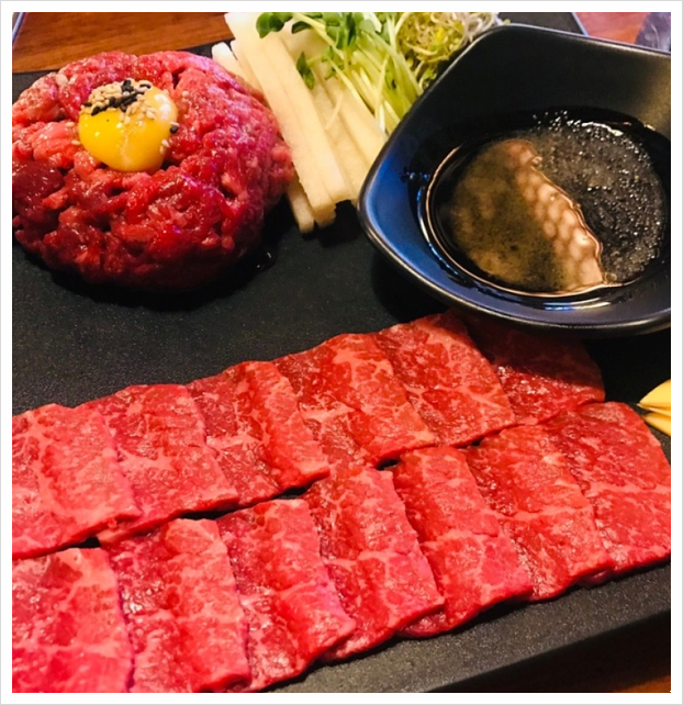 육회공작소 이미지