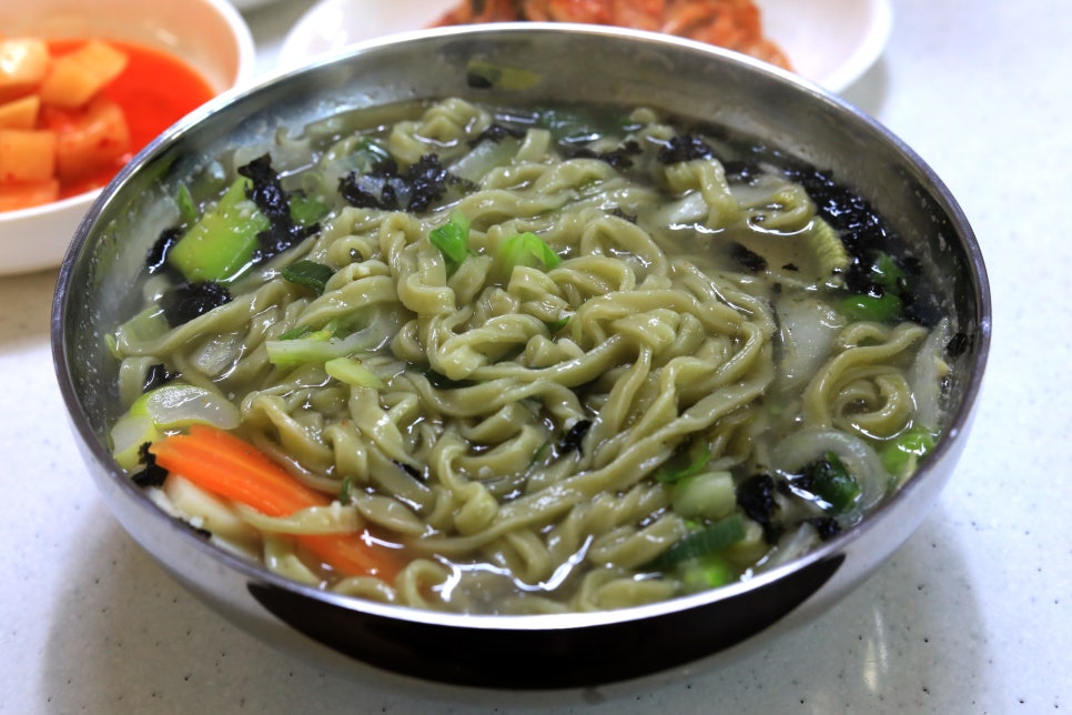 용문칼국수 이미지