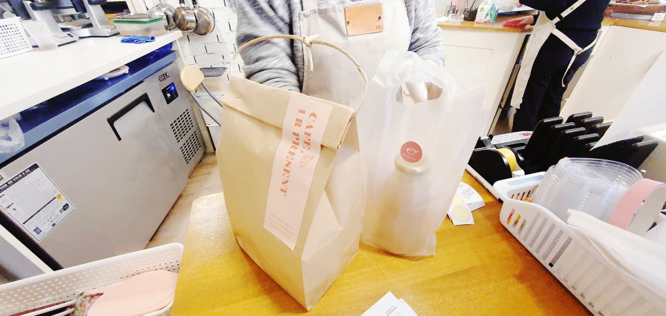 카페유어프레즌트이천 이미지