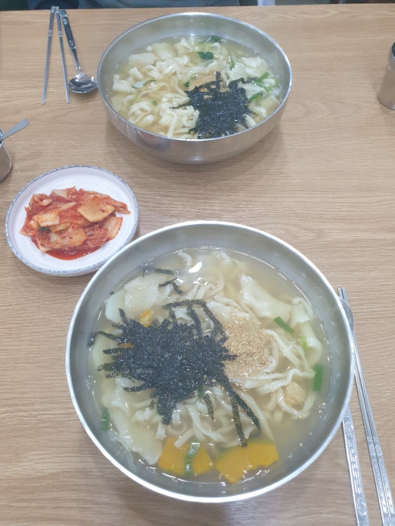 화봉손칼국수 이미지