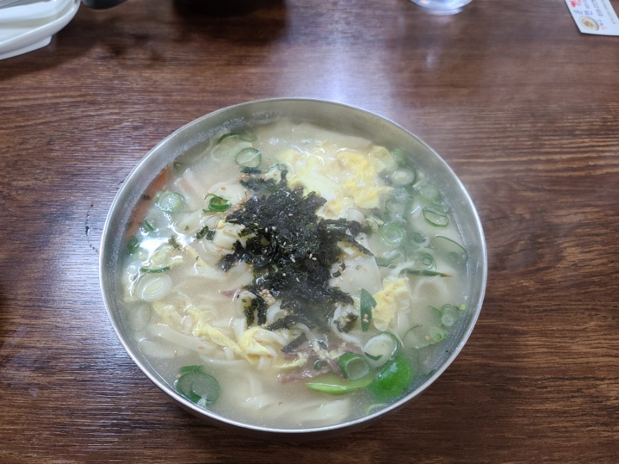 운천칼국수 이미지