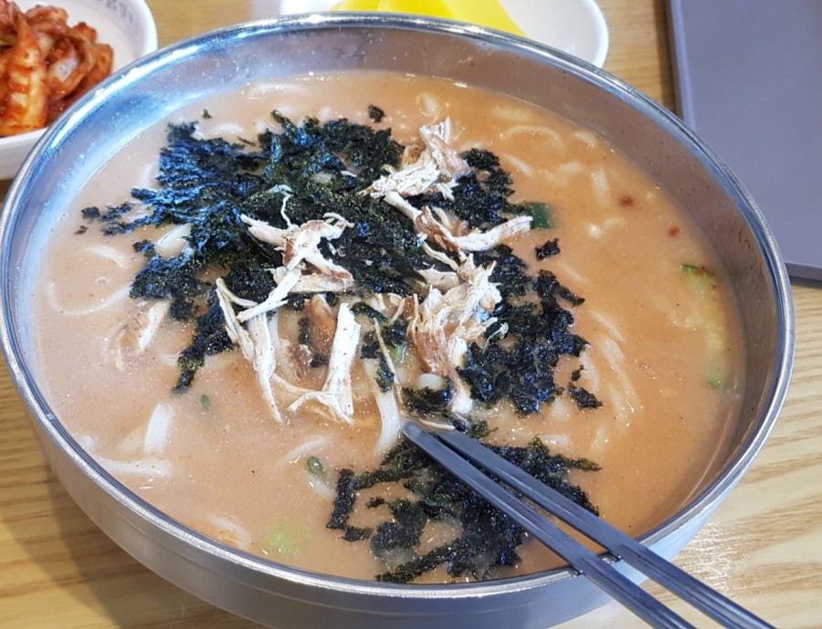 남지닭칼국수 이미지