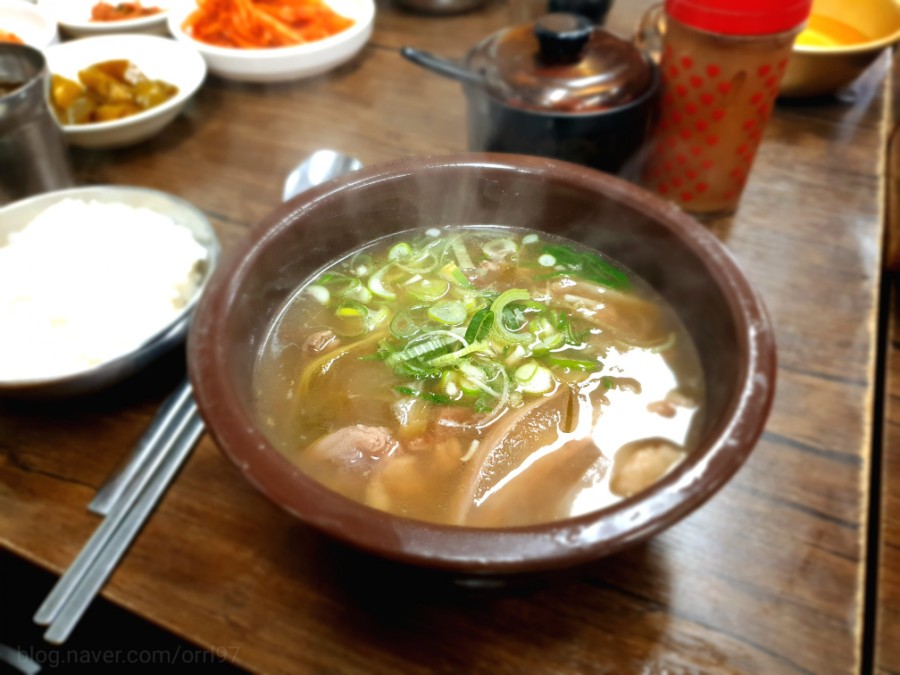 장터국밥 이미지