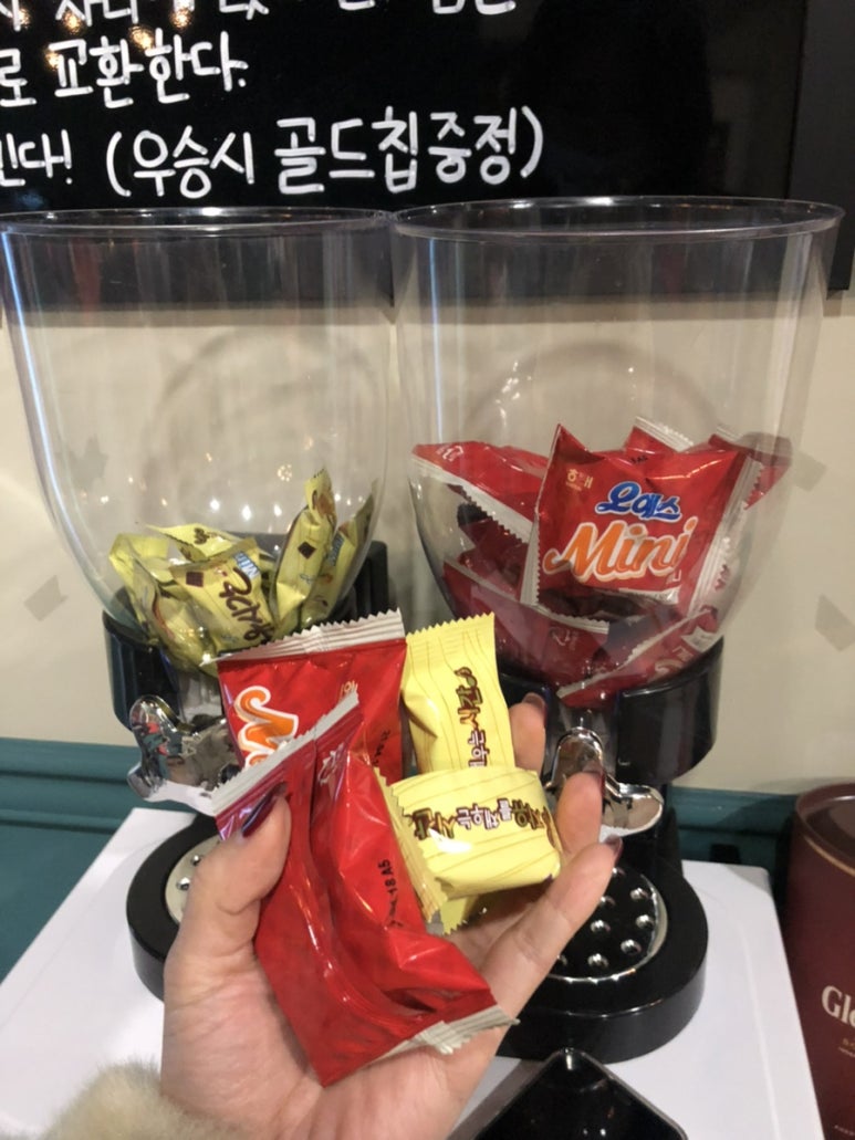 홀덤광장 이미지