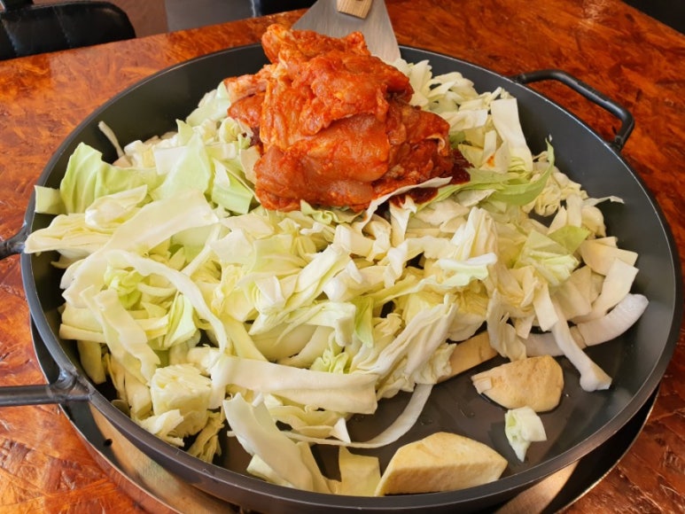춘천오남매닭갈비 이미지