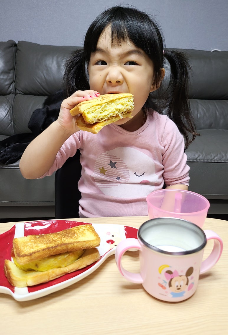 바삭토스트 이미지