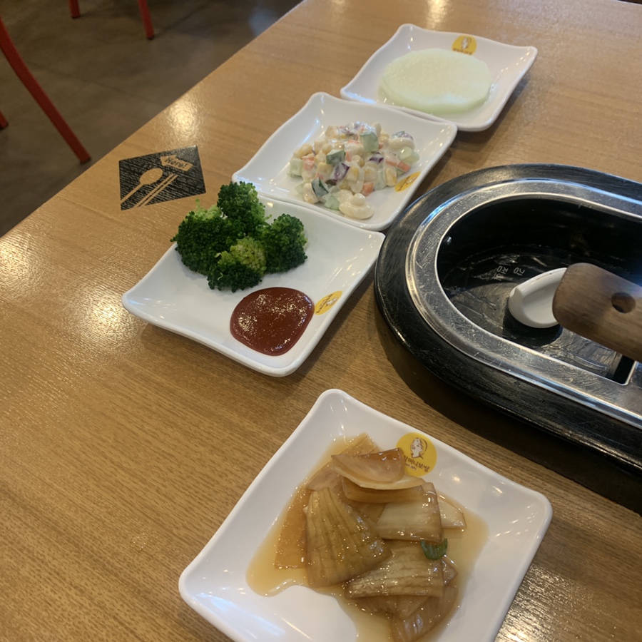 원할머니보쌈족발서산 이미지