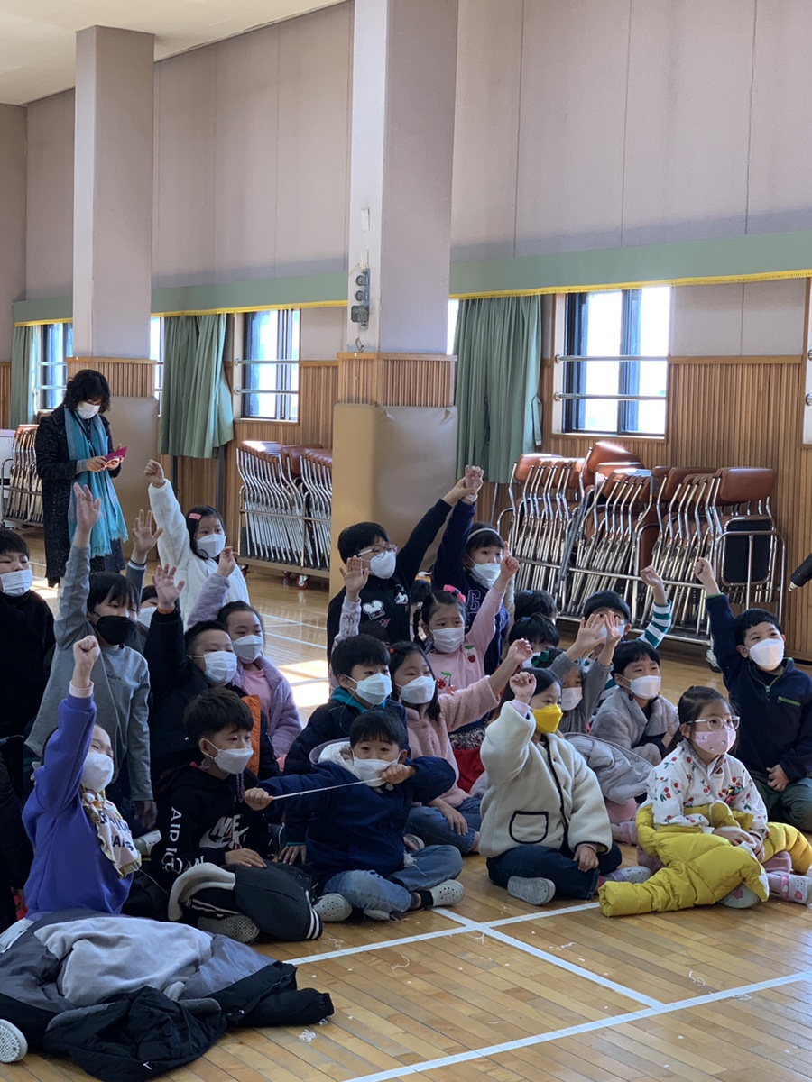 수안초등학교 이미지