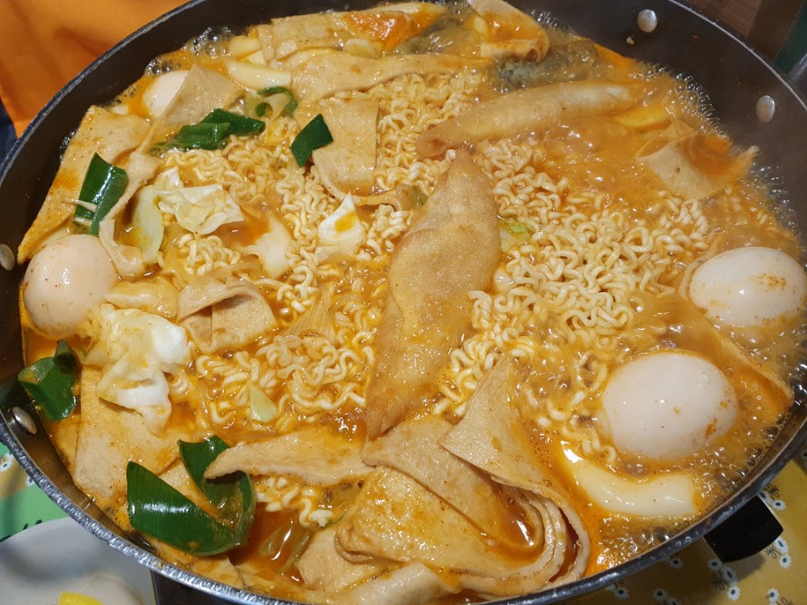 얌얌이떡볶이 이미지