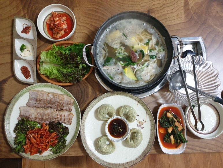 전통칼국수 이미지