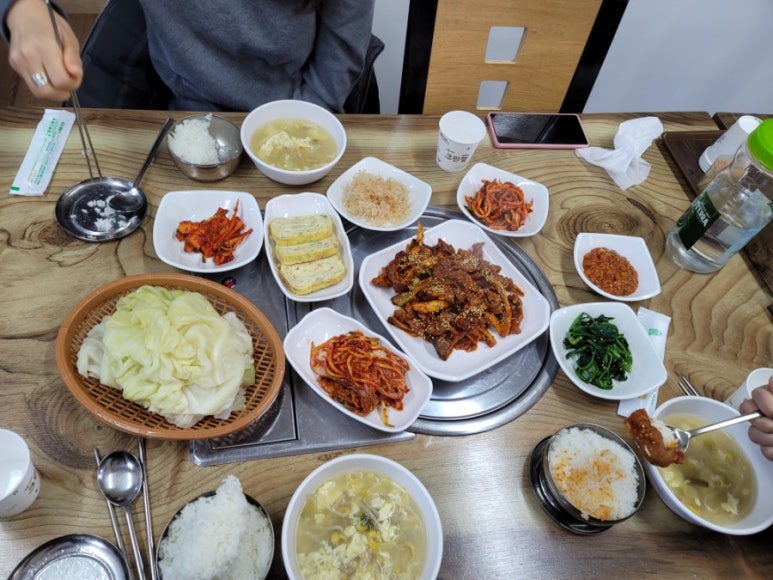 뚱이네식당 이미지