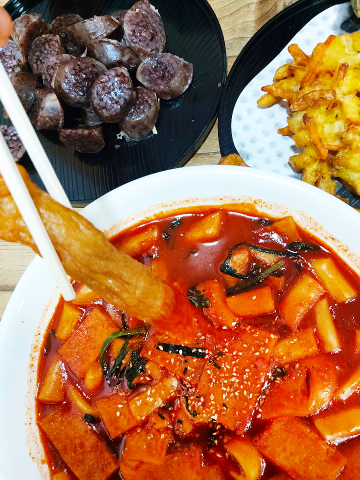 케이콜라보떡볶이 이미지