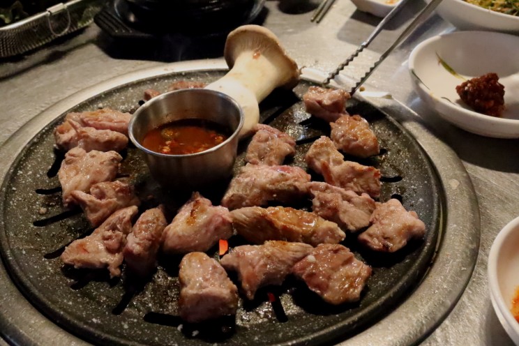 꺼멍연탄구이 이미지