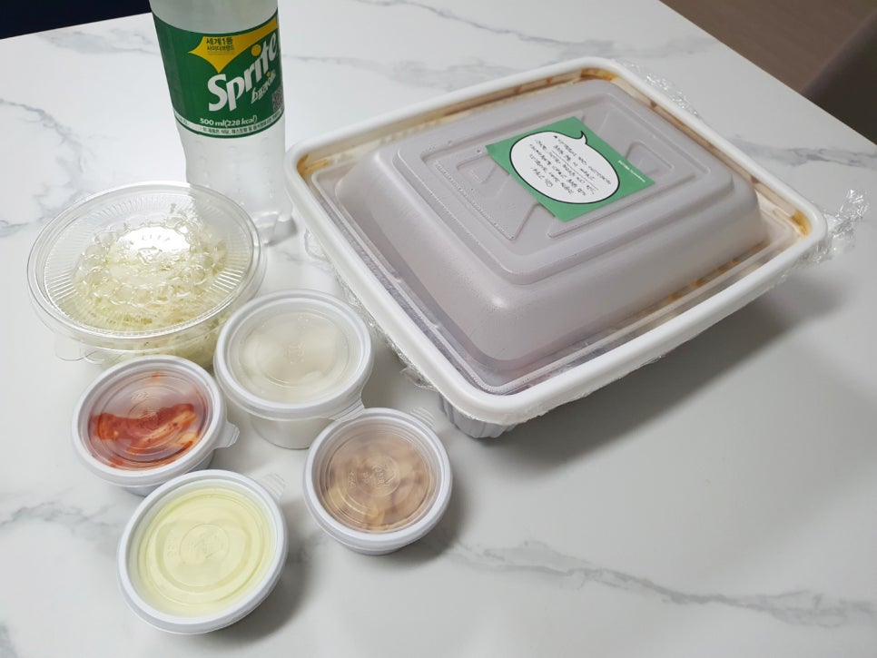 형두네율하찜닭 이미지