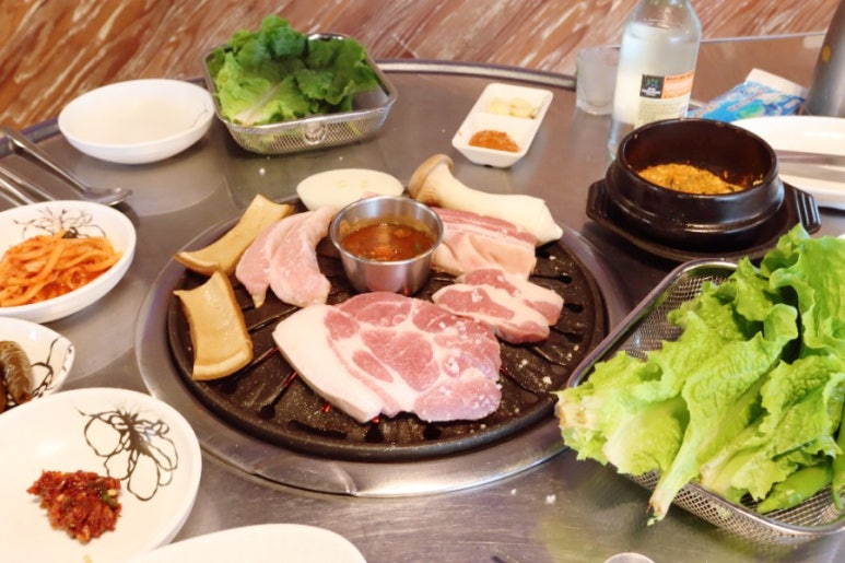 꺼멍연탄구이 이미지