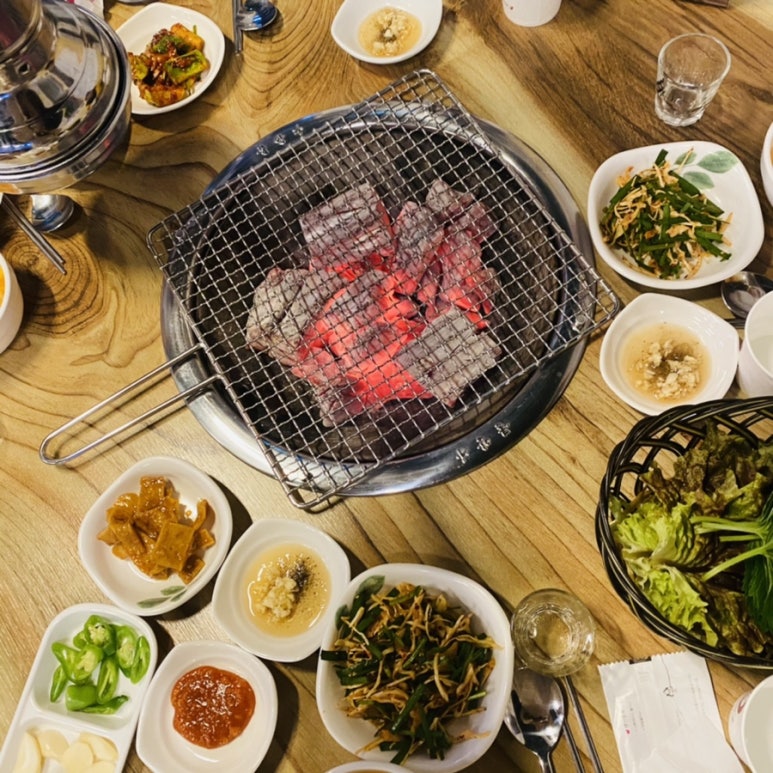 황소숯불뒷고기 이미지