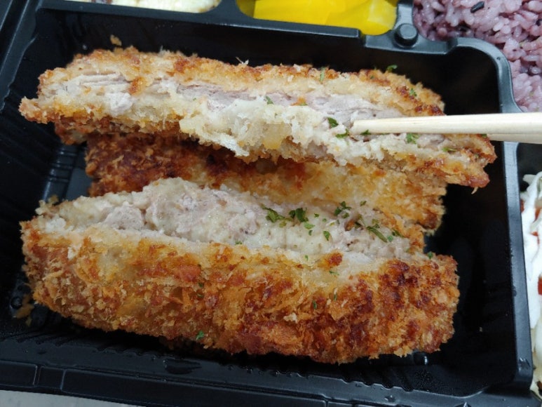 돈이돈까스 이미지