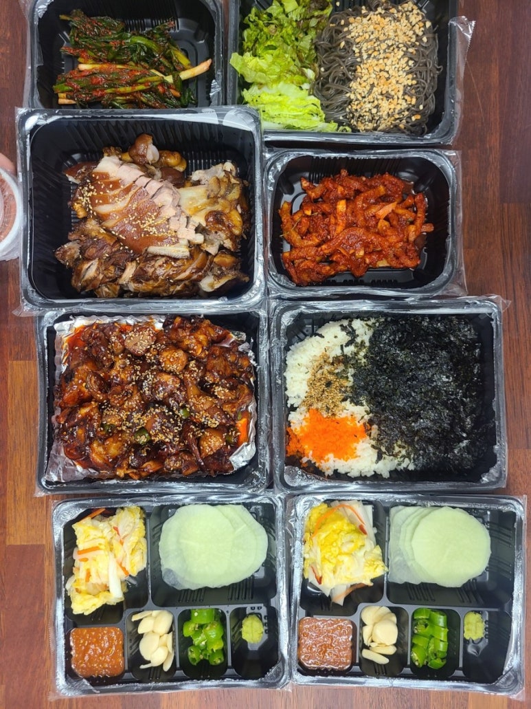 아재족발보쌈 이미지
