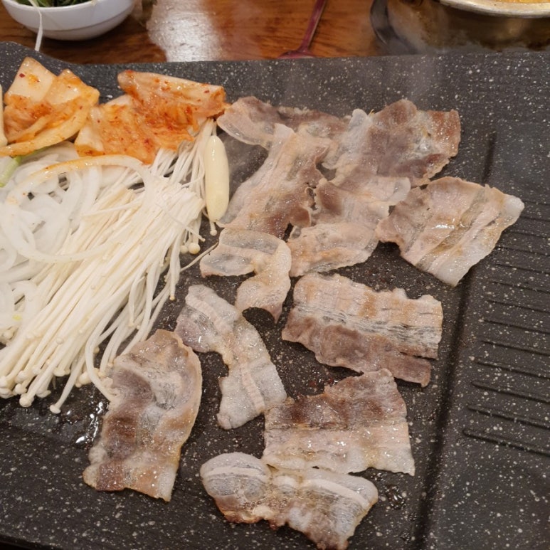 대패삼겹 이미지