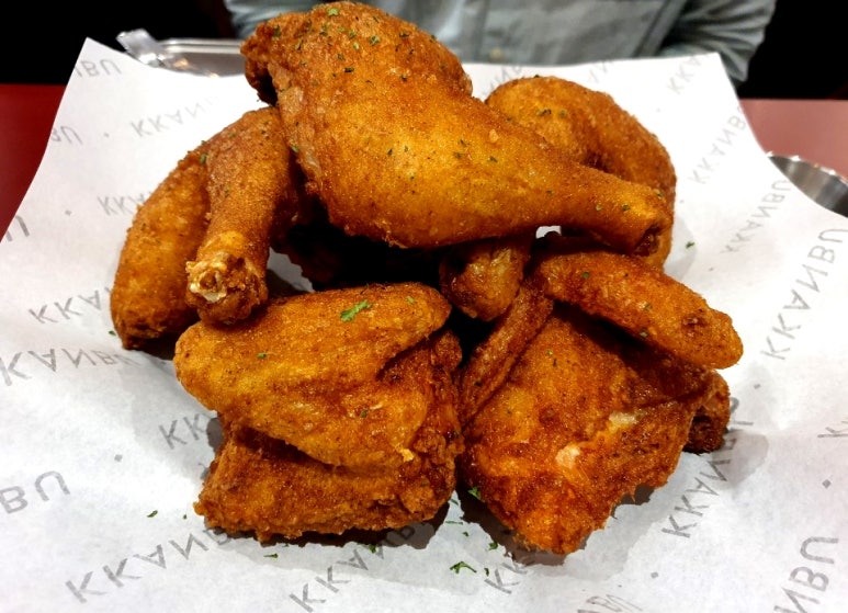 깐부치킨 신동까페거리점 사진 7