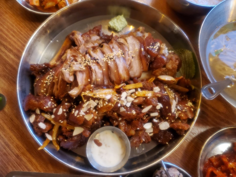 신사동왕족발 이미지