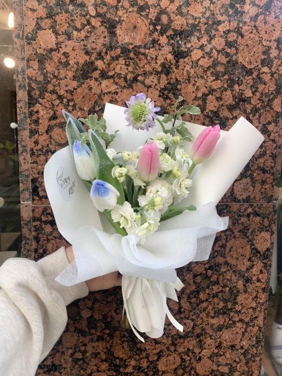 퀸다방 이미지