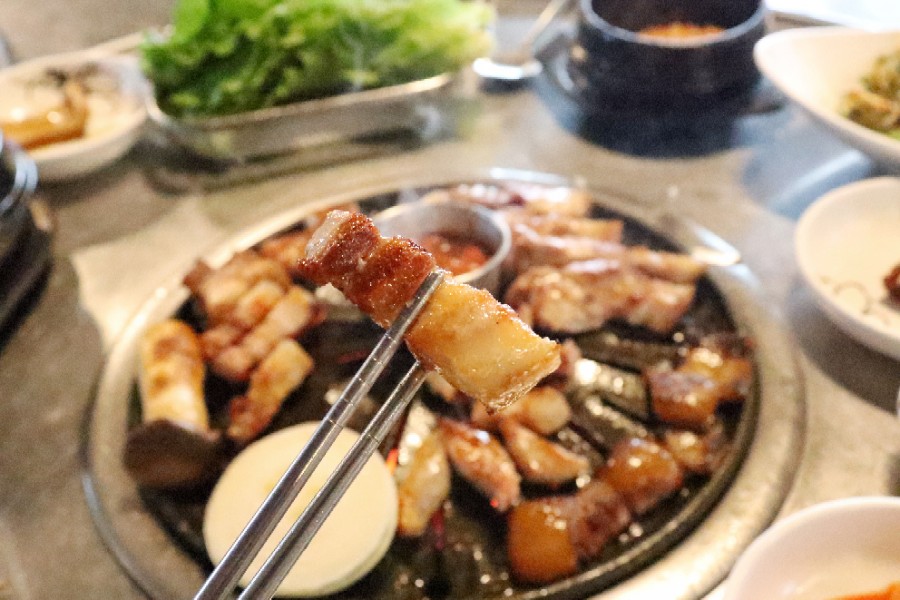 꺼멍연탄구이 이미지