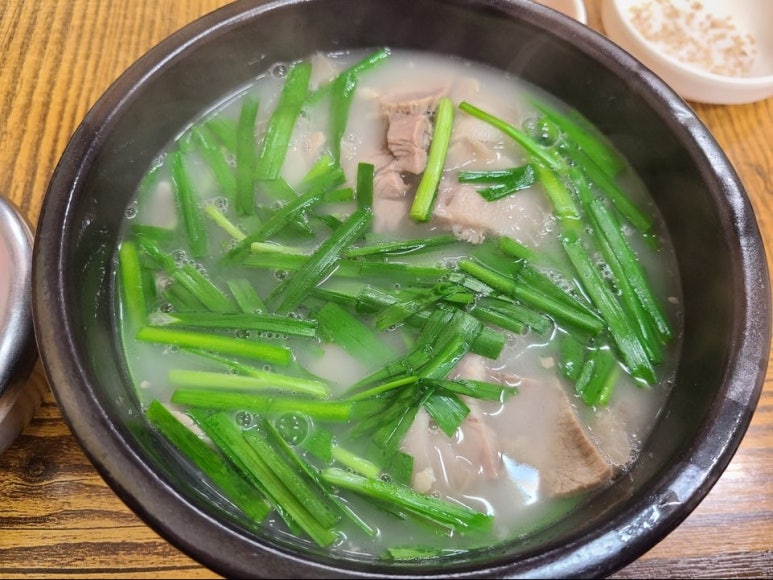 옛날돼지국밥 이미지