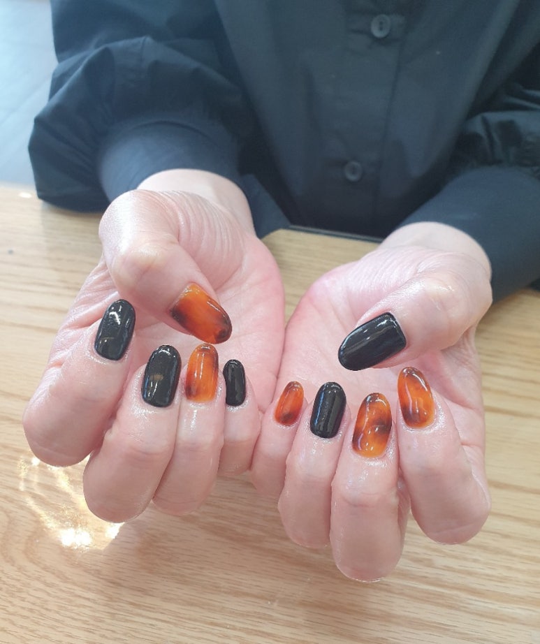 예쁜손 네일 이미지