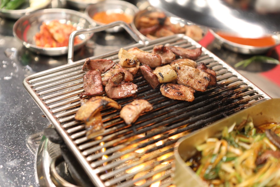 장군돼지부속 이미지