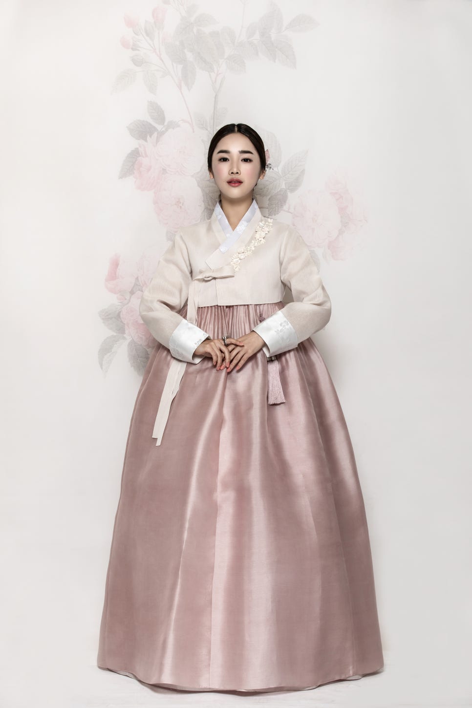 빈알페오한복 이미지