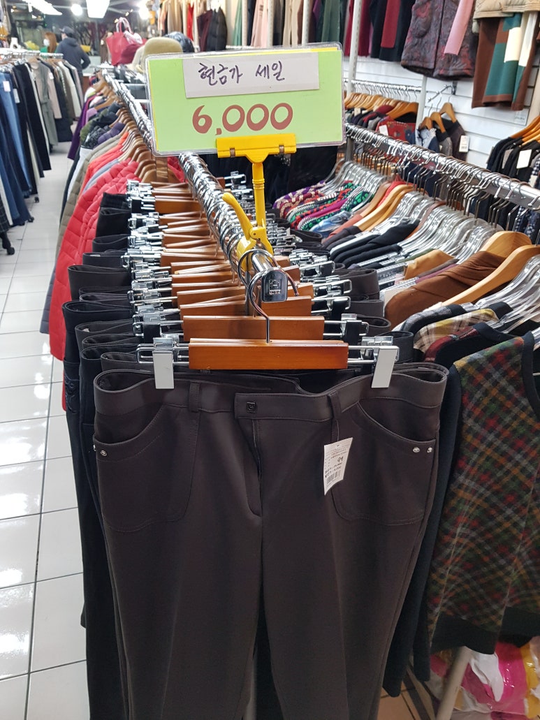 명동의류타운 이미지