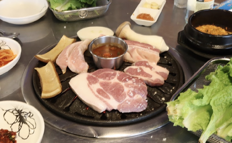 꺼멍연탄구이 이미지