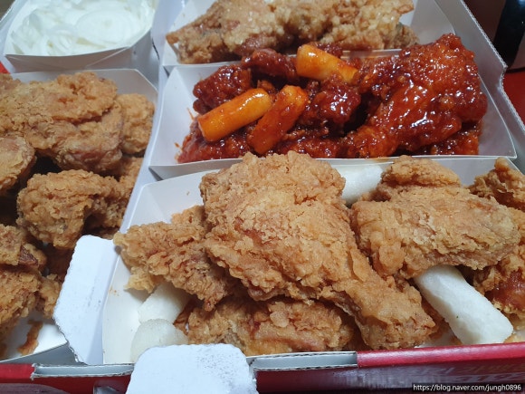 교촌치킨월평 이미지
