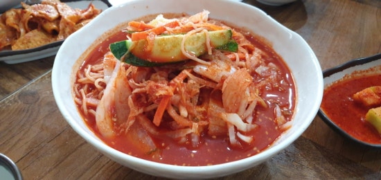 감치래비빔국수 이미지