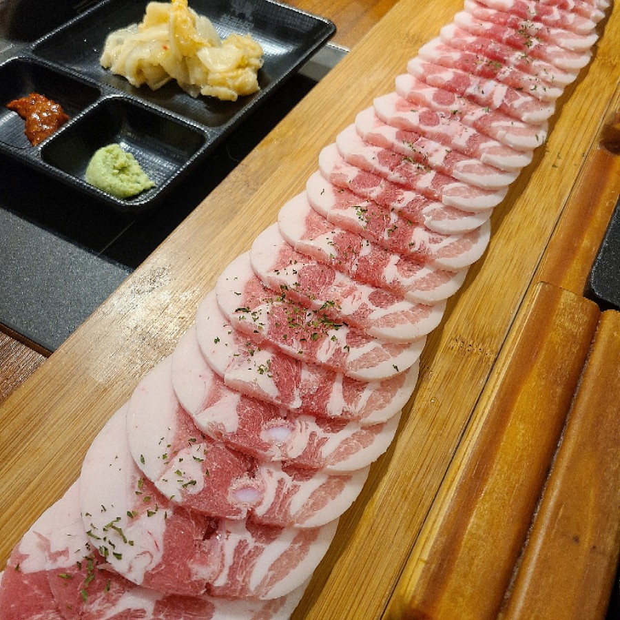 맛집삼겹 이미지