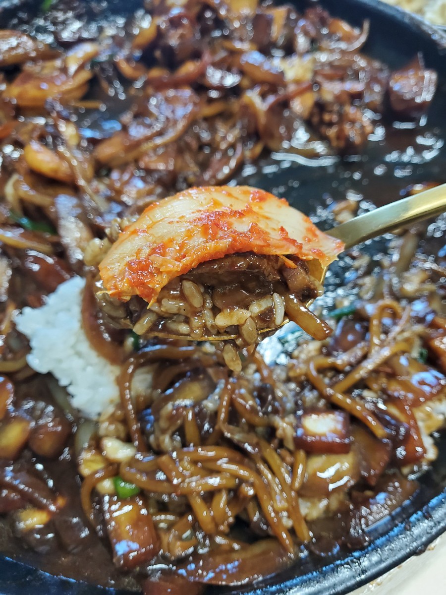 쓰촨&홍콩반점 이미지