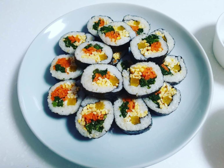 국시랑김밥이랑 이미지