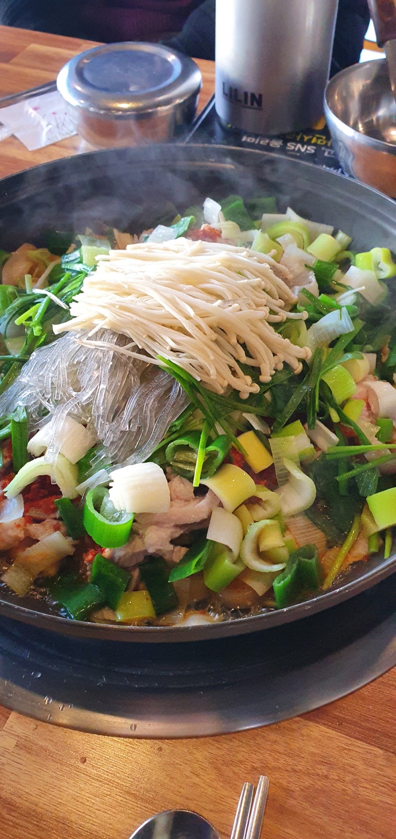고마돼지찌개 이미지