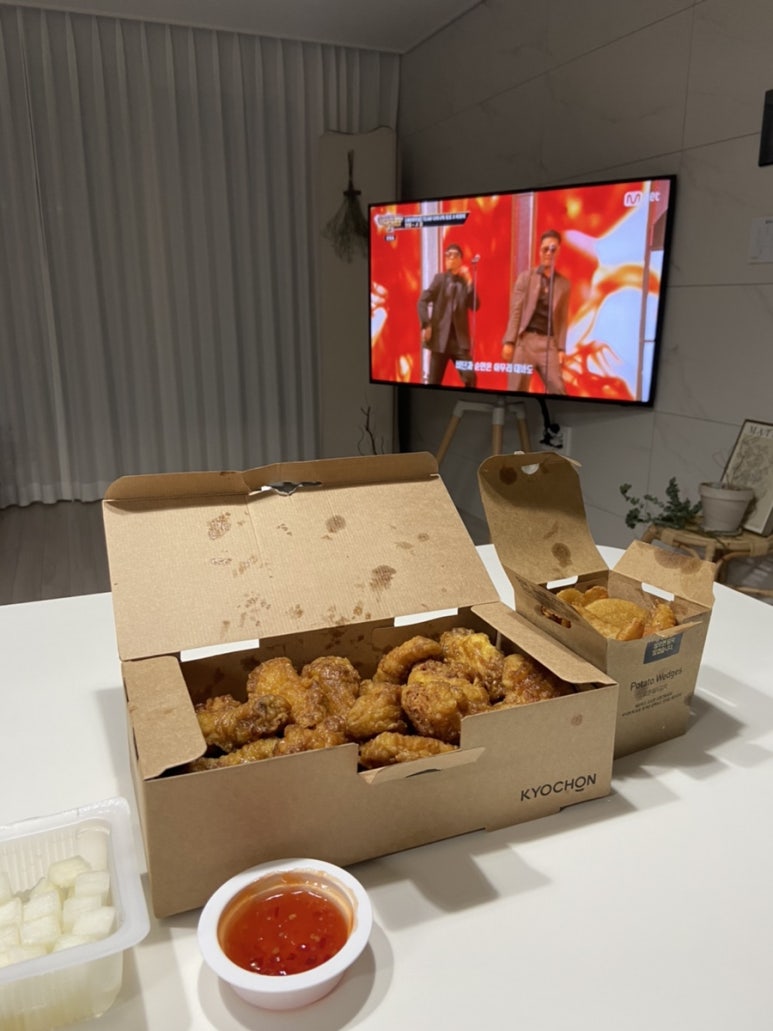 교촌치킨신부 이미지