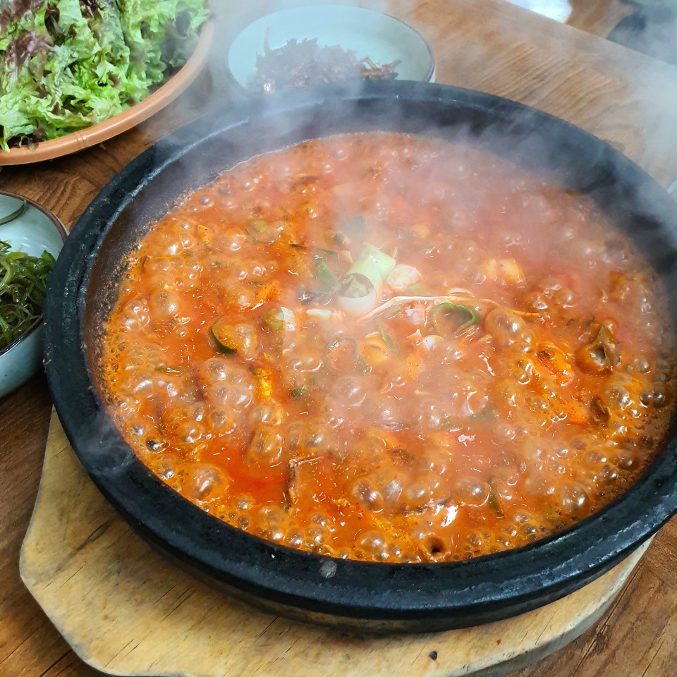 봄내멸치쌈밥 이미지